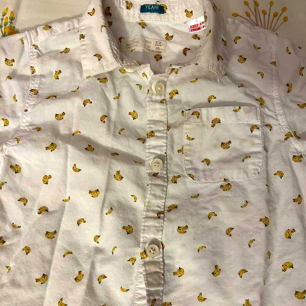 Zara BabyBoy collection banana print button down 🍌
